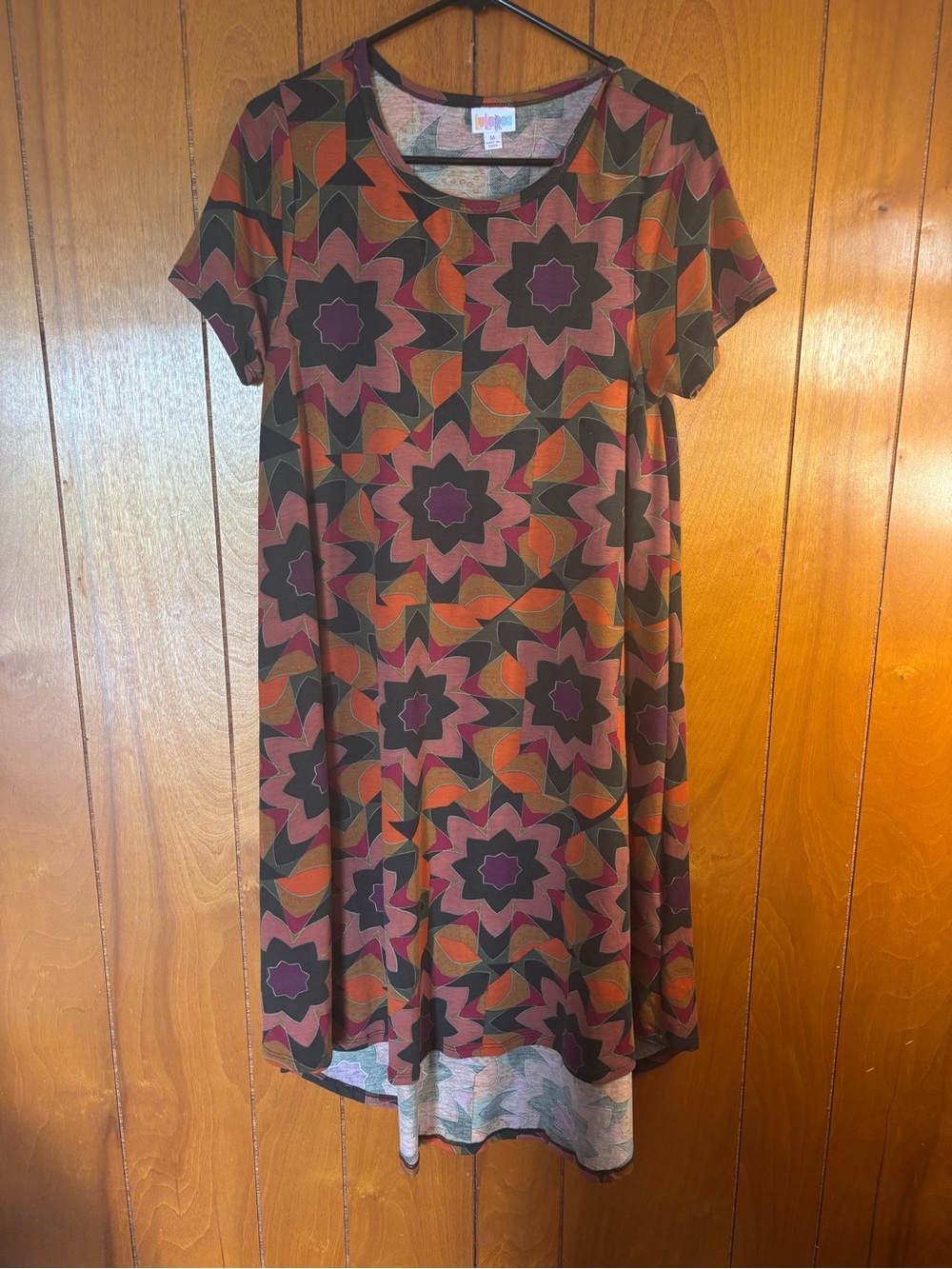 LuLaRoe Short Sleeve Midi Dress in Rust, Plum & Olive Starburst Print